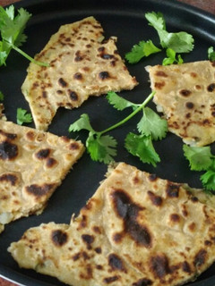 A picture of Aloo Paratha.