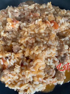 Una foto de Arroz con carne