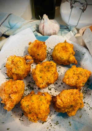 Una foto de Buñuelos de Bacalao 🐟