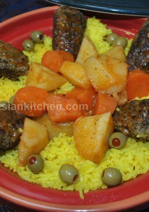 A picture of Kofteh Kabab کوفته کباب.