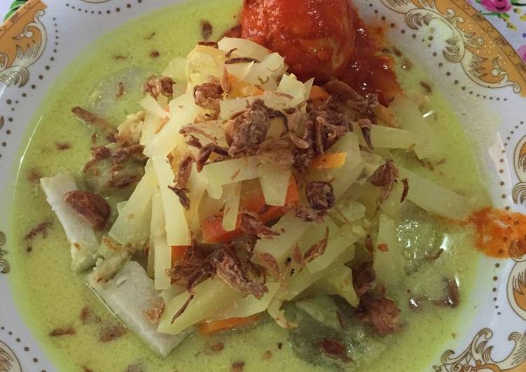 Lontong sayur