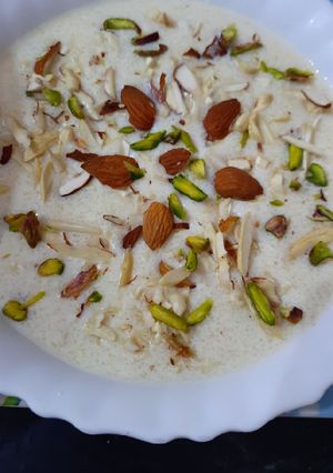 A picture of Brown rice flour Kheer.