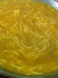 Una foto de Sopa fácil y sabrosa  😋😋