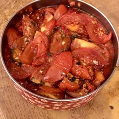 A picture of Balsamic tomato quinoa.