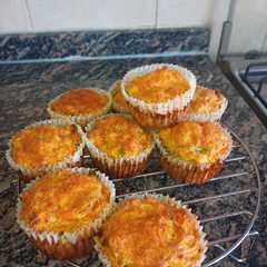 Una foto de Cupcakes de zapallo, zanahoria y zapallito.🥕