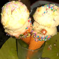 A picture of Wheat flour mango icecream.