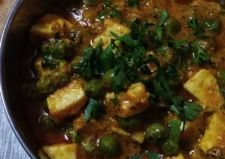 Recipe of Homemade Shahi Matar Paneer