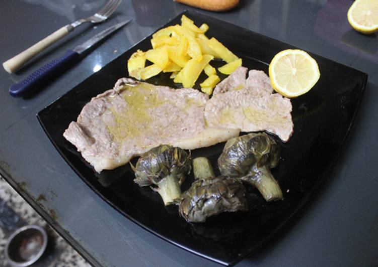 Filete de caballo con alcachofas y patatas