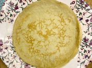 Una foto de crepes con leche de coco