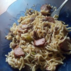 A picture of Indomine/Sausage/minced meat.