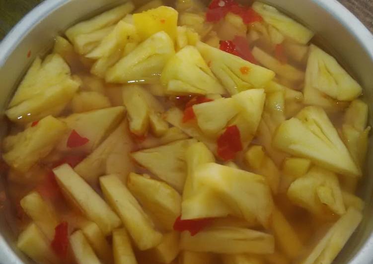 Asinan Nanas (Spicy Sweet Pineapple)