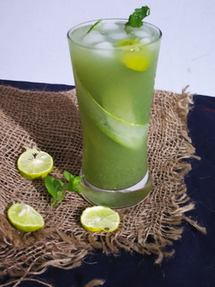 A picture of Cucumber Cooler.