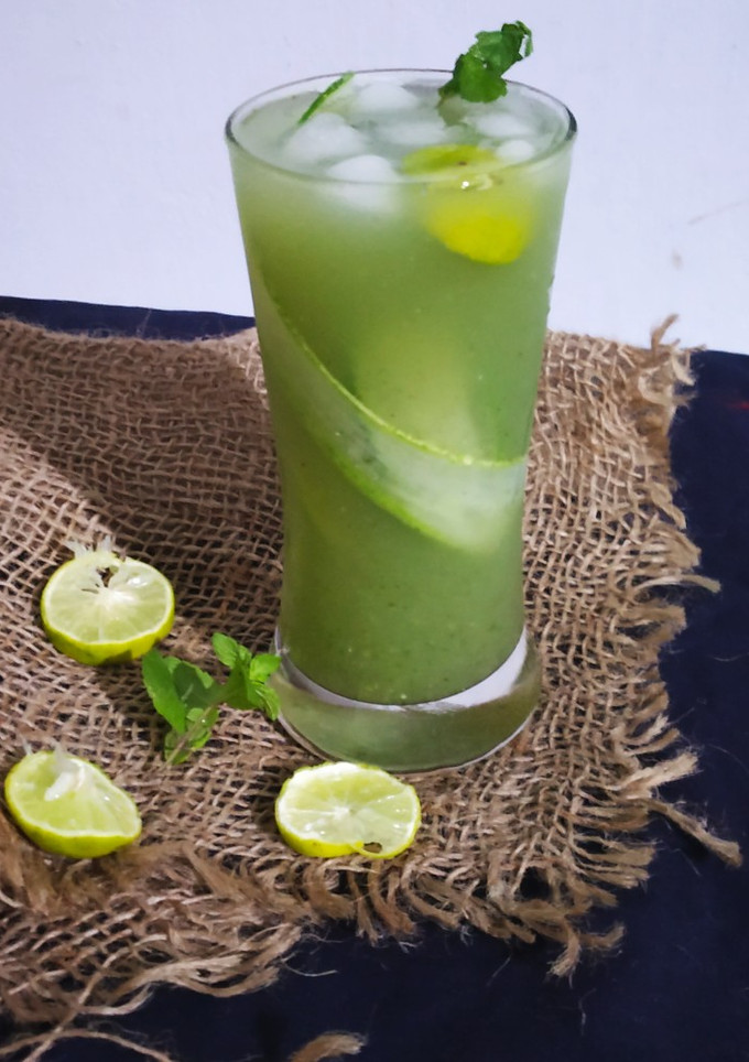 A picture of Cucumber Cooler.