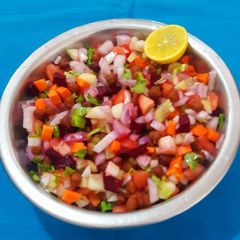 A picture of દેશી ચણા નું સલાડ.