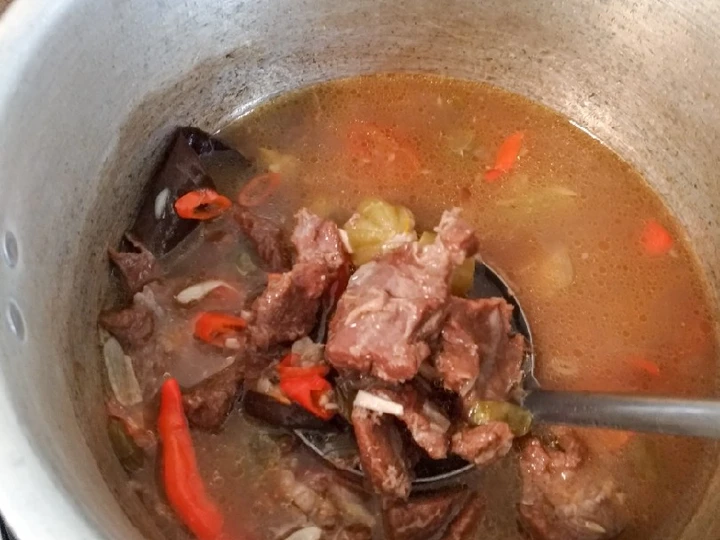Langkah Mudah untuk Menyiapkan Resep Asem-asem daging yang Bisa Manjain Lidah Anti Ribet, Mantap Sekali