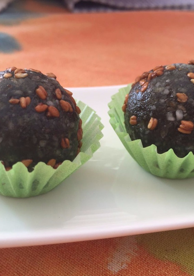 Una foto de Bolitas energéticas de Espirulina