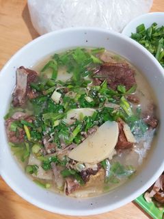 Hình của món Vịt sáo măng.