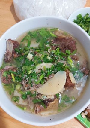 Hình của món Vịt sáo măng.
