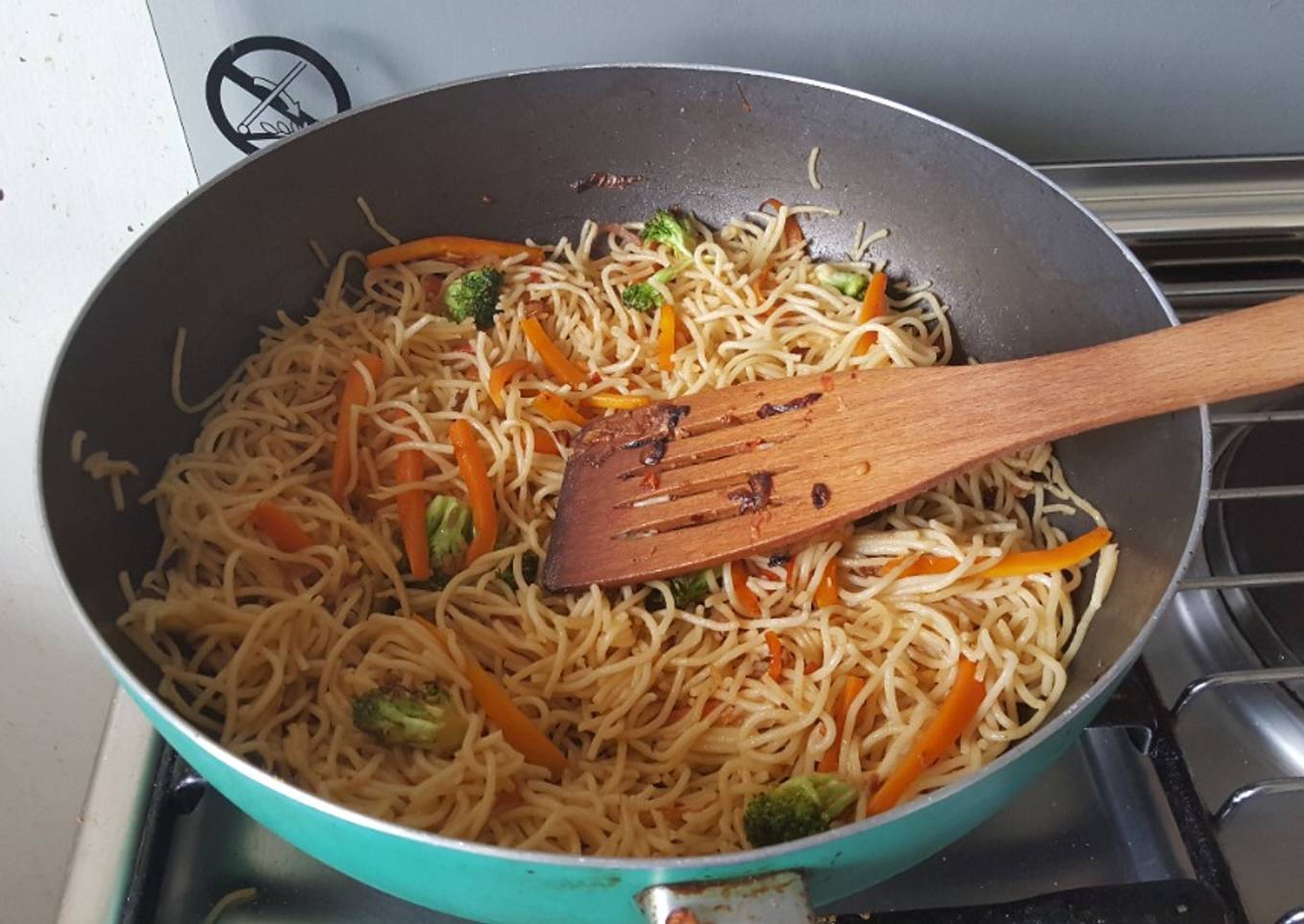 Broccoli Carrot Stir Fry Spaghetti