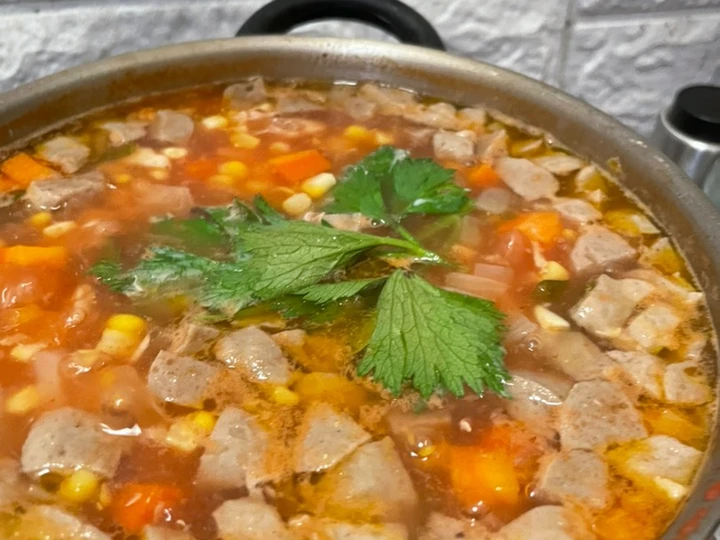 Cara Gampang Menyiapkan Resep Sop Merah Warna Warni yang  Bikin Ketagihan Anti Ribet, Lezat Sekali