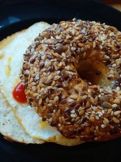 Foto resep Simple burger telur keju