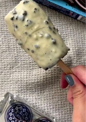 Una foto de Helado de oreo🍦