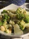 Butter romanesco cauliflower with roasted macadamia 🥦