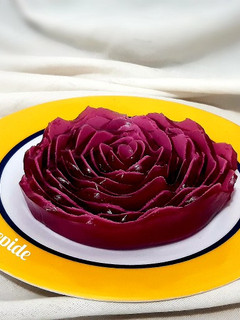عکسی از دستور ژله رولی گل رز