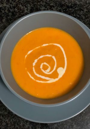 A picture of Very Easy Butternut Soup.