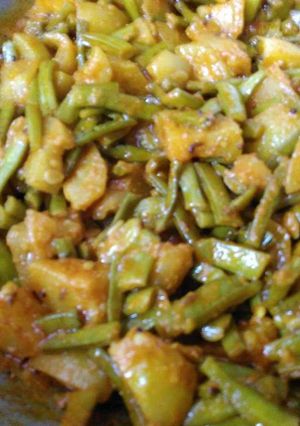 A picture of Tinda gavar mixed vegetables.
