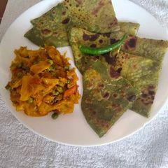 A picture of Palak paneer paratha.