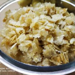 A picture of Aval Nanachathu / Sweet Rice Flakes.