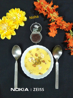 केसरी बासुंदी (kesari basundi recipe in Hindi) रेसिपी मुख्य फोटो