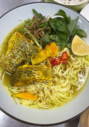 越南🇻🇳薑黃香茅魚湯米線 的食譜成品照片