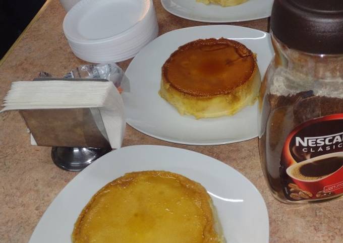 Flan en baño María Receta de Itzel Martinez- Cookpad