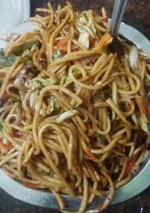 A picture of Veg Chowmein.