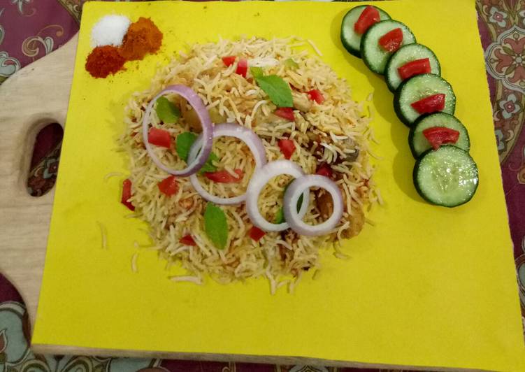 Recipe of Any-night-of-the-week Chatpatti Chicken Biryani #CookpadApp