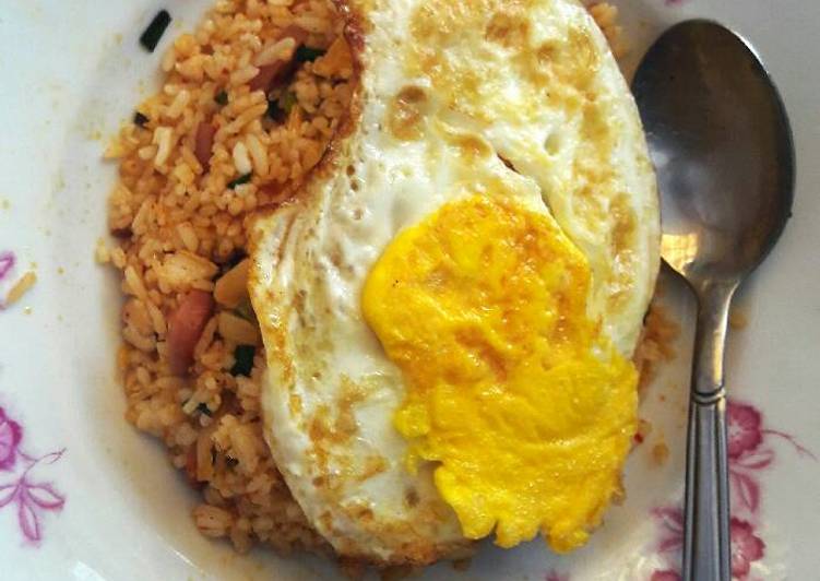 Kimchi Fried Rice (without Gochujang) ala Na Kitchen