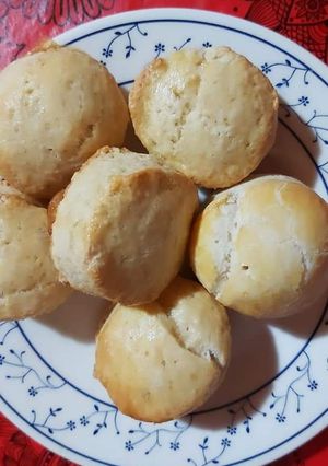 Una foto de Scones neutros #sintacc para acompañarlo dulce o salado