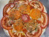 Un plato con los frutos de la tierra para honrar a la pacha mamá