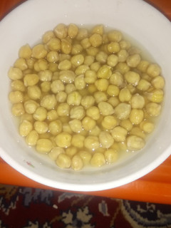 عکسی از دستور لب لبی