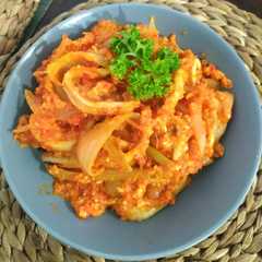 A picture of Cumi Saus Padang.