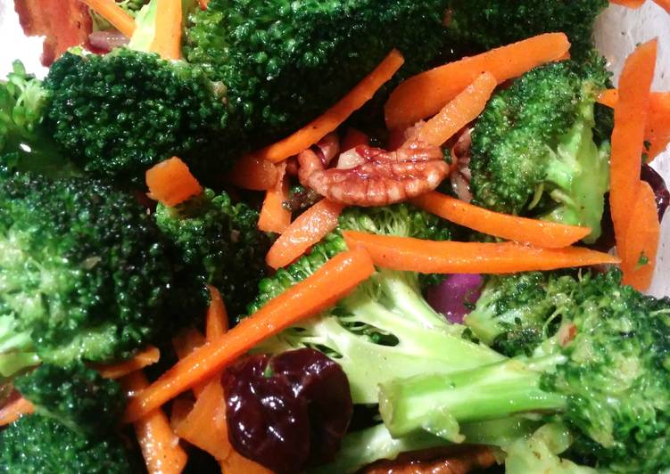 Steps to Prepare Broccoli salad in 30 Minutes for Beginners