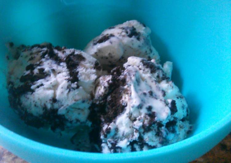 How to Cook Super Quick 3 ingredient cookies & cream ice cream