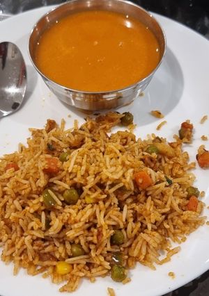 A picture of Vegetable pulao.