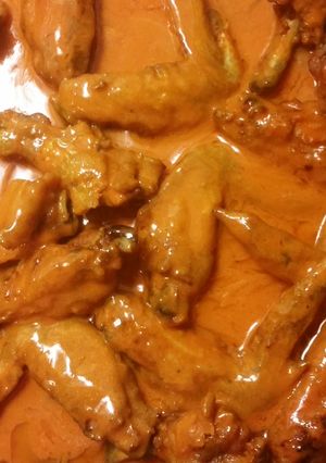 A picture of Crunchy fried chicken Wings.