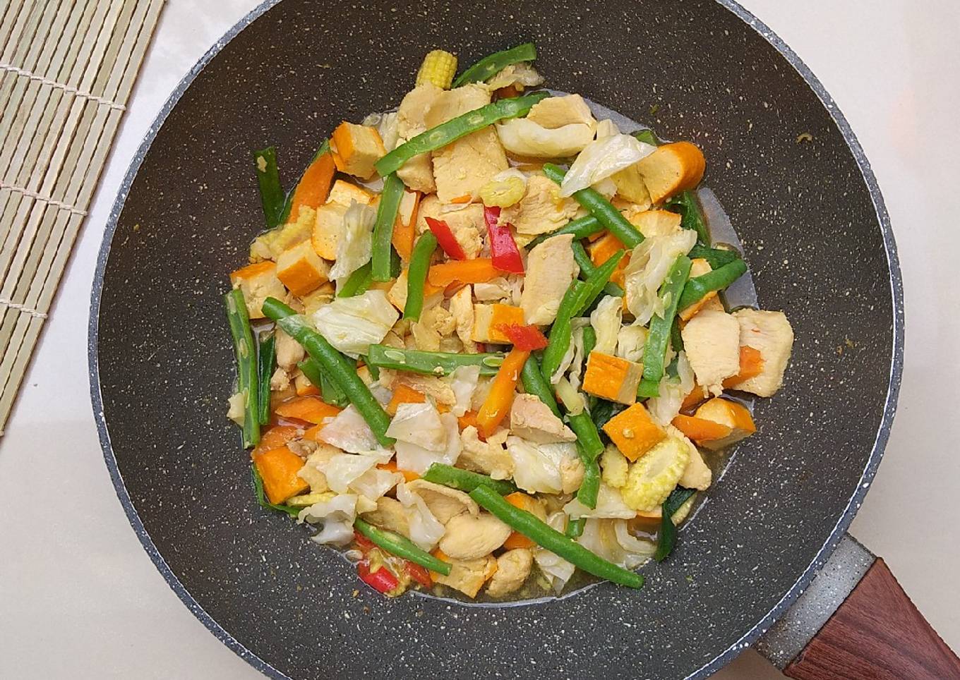 Capcay ayam tahu