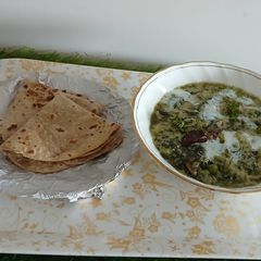 A picture of Methi malai matar.