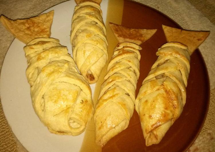 Simple Way to Prepare Speedy Fish Rolls