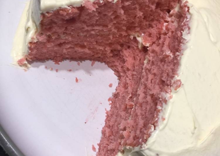 Strawberry Cake From Scratch 👌?(with Jello)
